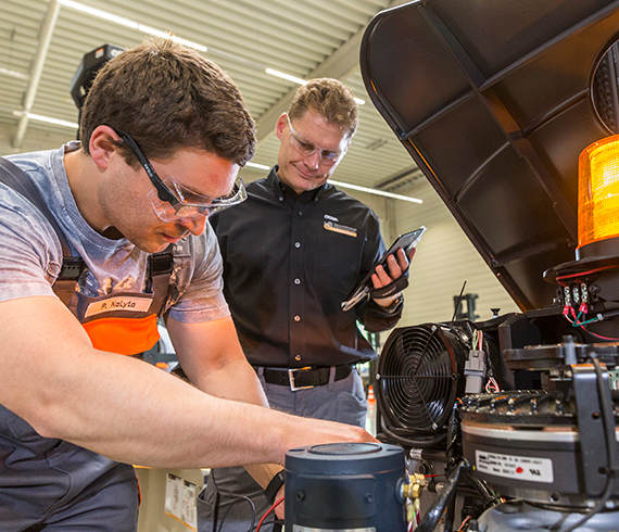 Servicetraining für Gabelstapler