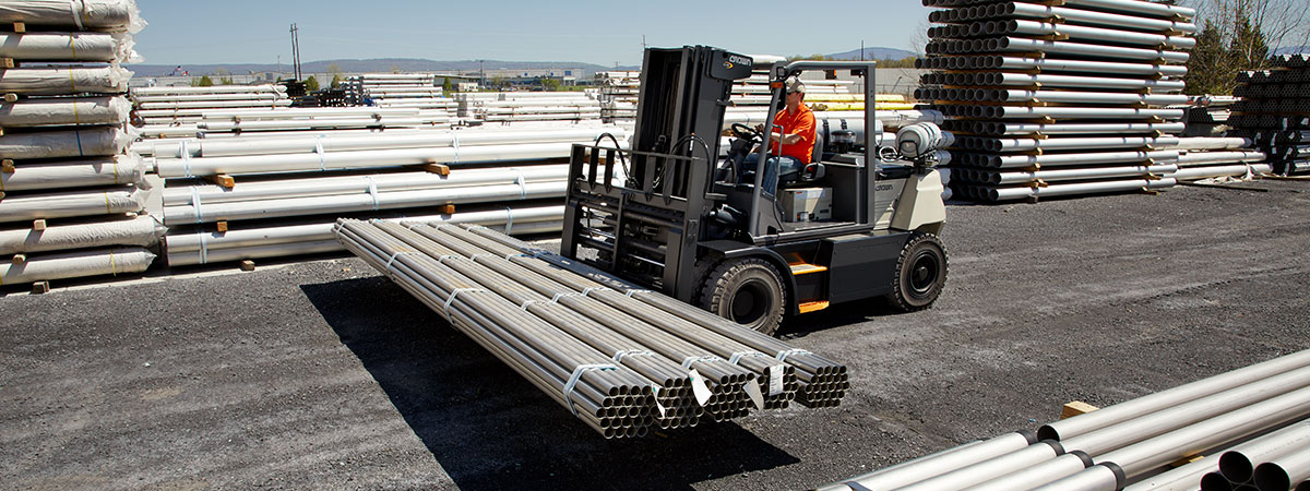 Série CG com acessório que auxilia no transporte de produtos